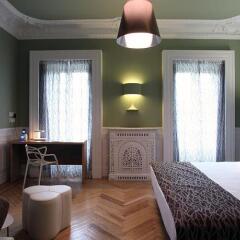 Отель Petit Palace Lealtad Plaza сейф в номере