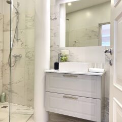 Отель Vilnius Apartments & Suites Old Town Литва, Вильнюс - отзывы, цены и фото номеров - забронировать отель Vilnius Apartments & Suites Old Town онлайн ванная фото 2