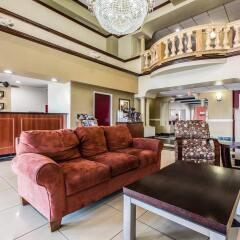 Comfort Suites Bakersfield in Bakersfield, United States of America from 142$, photos, reviews - zenhotels.com guestroom