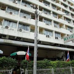 Отель Regent Ramkhamhaeng 22 вид на фасад фото 4
