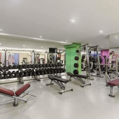 Ramada Hotel & Suites Istanbul Merter фитнесс-зал фото 2