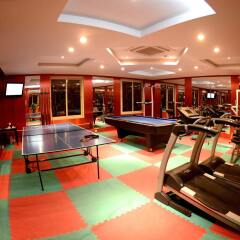 Rose Garden Hotel фитнесс-зал