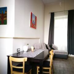 Апартаменты 2 Bedroom Apartment near Town Hall в номере