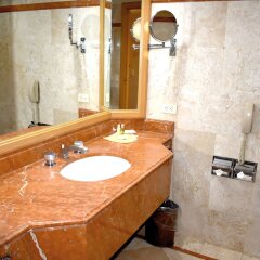 Hotel San Luis Lindavista ванная