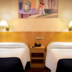 Отель Aparthotel Atenea Calabria Испания, Барселона - 12 отзывов об отеле, цены и фото номеров - забронировать отель Aparthotel Atenea Calabria онлайн фото 3