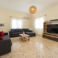 Апартаменты Violetas Apartment комната для гостей фото 5