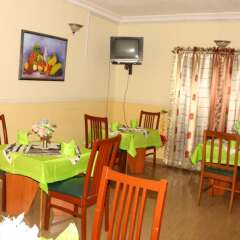 Отель Xcape Hotels and Suites Ltd Калабар питание