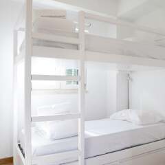 123 Embaixador Hostel сейф в номере