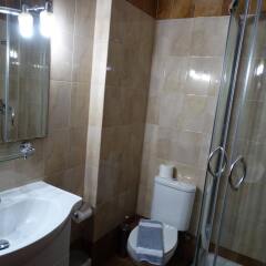 Faros 1 Hotel ванная