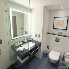DoubleTree by Hilton Hotel Lodz ванная