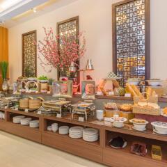 Dyn Opera Hotel развлечения
