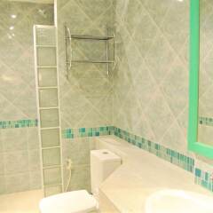 Отель Corner 1 Bedroom Condo Паттайя ванная