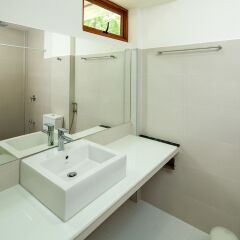 Отель Canopus Retreat Thulusdhoo Остров Гасфинолу ванная фото 2