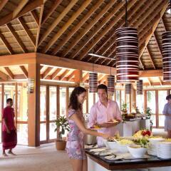 Отель Vilamendhoo Island Resort & Spa спа