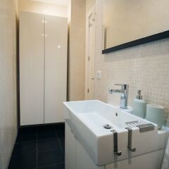 Отель Olmo Rooms Испания, Мадрид - отзывы, цены и фото номеров - забронировать отель Olmo Rooms онлайн ванная фото 2