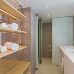 Отель One Ibiza Suites ванная