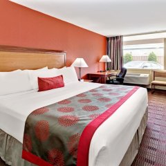 Ramada by Wyndham Baltimore West in Catonsville, United States of America from 75$, photos, reviews - zenhotels.com guestroom