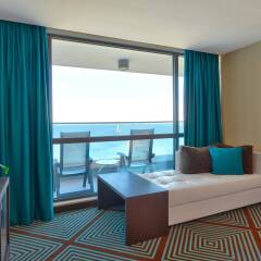 INTERNATIONAL Hotel Casino & Tower Suites комната для гостей фото 2