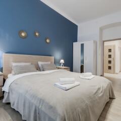Апартаменты Riverside Family apartment in the center комната для гостей фото 4