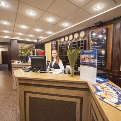 Hotel Dnipro интерьер отеля