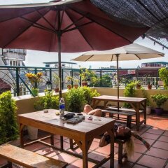 Отель Vietnam Backpacker Hostels Downtown Ханой фото 2