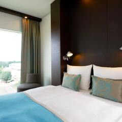 Отель Motel One Amsterdam Нидерланды, Амстердам - 1 отзыв об отеле, цены и фото номеров - забронировать отель Motel One Amsterdam онлайн комната для гостей фото 4