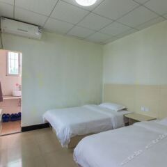 Отель Fengxiang Hostel Китай, Чжуншань - отзывы, цены и фото номеров - забронировать отель Fengxiang Hostel онлайн комната для гостей