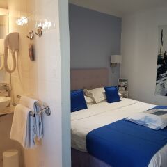 Отель Kyriad Saumur Centre Сомюр сауна