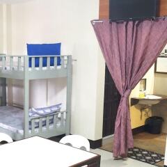Отель B&J Guesthouse and Functions Inc Филиппины, Тагбиларан - отзывы, цены и фото номеров - забронировать отель B&J Guesthouse and Functions Inc онлайн балкон