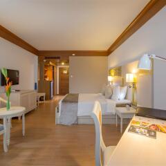 Отель Best Western Premier Bangtao Beach Resort & Spa комната для гостей фото 3