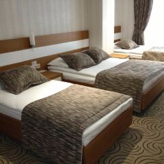 Dies Hotel комната для гостей