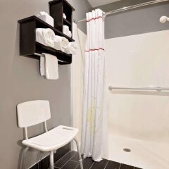 Отель Hawthorn Suites by Wyndham Columbus West удобства в номере фото 2