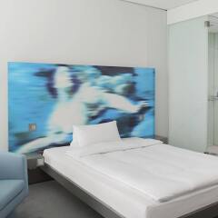 Отель INNSIDE by Meliá München Parkstadt Schwabing комната для гостей фото 3