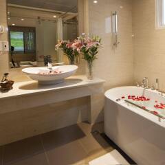 Sun Flower Luxury Hotel ванная