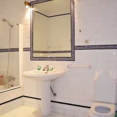 Отель Hostal Casa Tao Мадрид фото 3