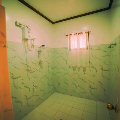 Отель Marqis Sunrise Sunset Resort and Spa Филиппины, Баклайон - отзывы, цены и фото номеров - забронировать отель Marqis Sunrise Sunset Resort and Spa онлайн ванная