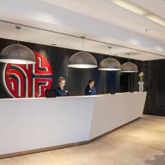 Отель NH Collection Berlin Mitte Friedrichstrasse интерьер отеля