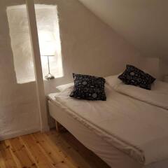 Отель Slussen Bed And Breakfast Эребру комната для гостей фото 4