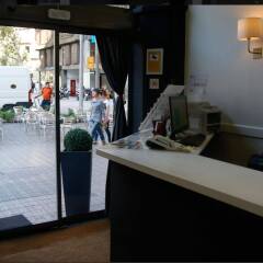 Отель Hostal Q Испания, Барселона - отзывы, цены и фото номеров - забронировать отель Hostal Q онлайн интерьер отеля