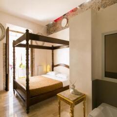 Отель Nerva Accomodation Cavour сейф в номере
