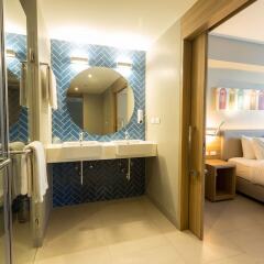Oakwood Hotel Journeyhub Phuket Патонг детские мероприятия