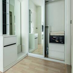 Отель The Cube Boutique Residence Бангкок сейф в номере