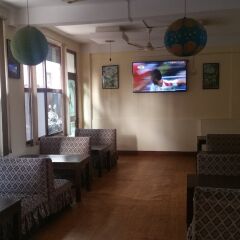 Отель Holy Temple Tree & Chautari Cafe. Непал, Катманду - отзывы, цены и фото номеров - забронировать отель Holy Temple Tree & Chautari Cafe. онлайн развлечения