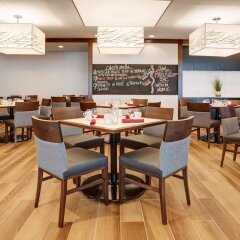 Отель Holiday Inn Ottawa East Канада, Оттава - отзывы, цены и фото номеров - забронировать отель Holiday Inn Ottawa East онлайн фото 8