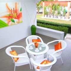 Отель Green Leaf 2 Nai Harn 2 bedrooms Villa питание