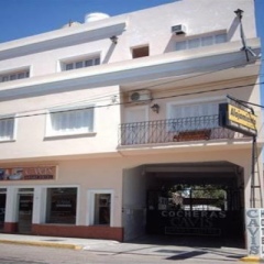 Apart Hotel Cavis Сан-Рафаэль вид на фасад