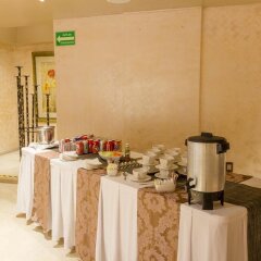 Отель Quality Inn Mazatlan