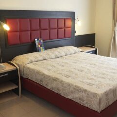 Hotel Arno Римини комната для гостей