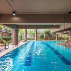 Отель The Tepp Serviced Apartment Таиланд, Бангкок - отзывы, цены и фото номеров - забронировать отель The Tepp Serviced Apartment онлайн бассейн