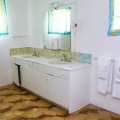 Monteray Family Hotel in Christ Church, Barbados from 104$, photos, reviews - zenhotels.com bathroom